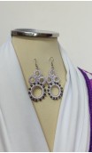 Conjunto Roxo e Branco de Xale Estampado, Brincos de Crochê e Flor