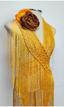 Conjunto Amarelo de Franja de Crochê e 2 Flores